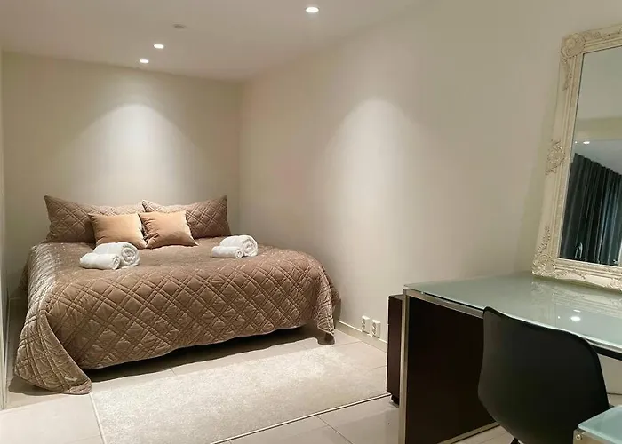 Modern In Quiet Neighborhood Apartamento *