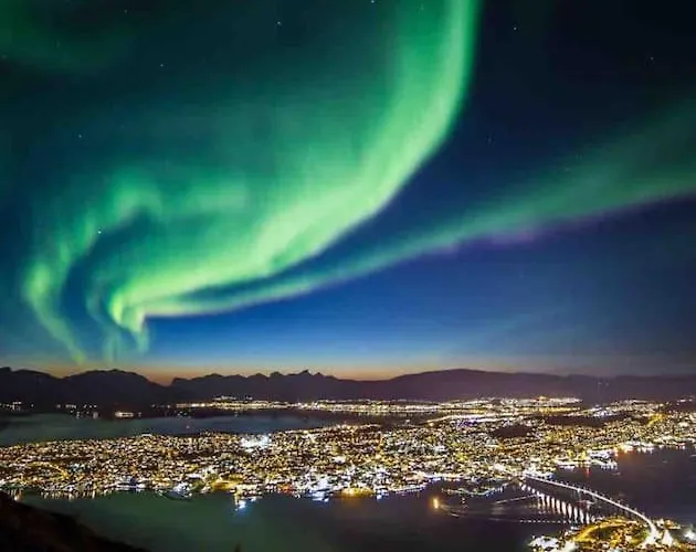 Modern In Quiet Neighborhood Apartamento