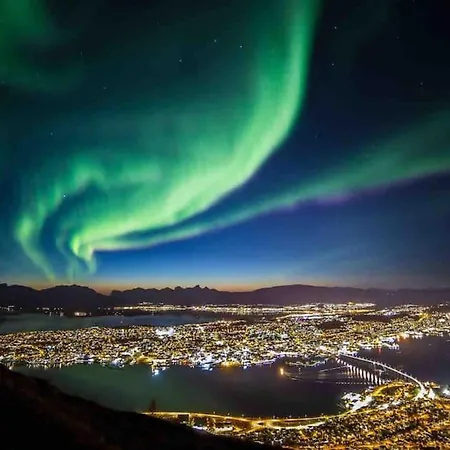 Modern In Quiet Neighborhood Appartement